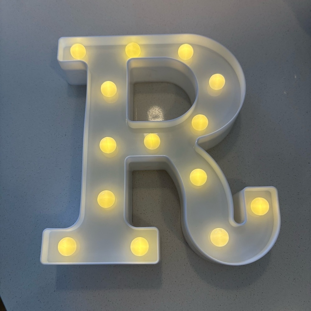 Marquee Light up letter R- Light Decor